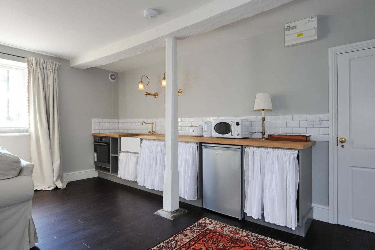 Central Luxury Bath Garden Apartment Free Parking Buitenkant foto